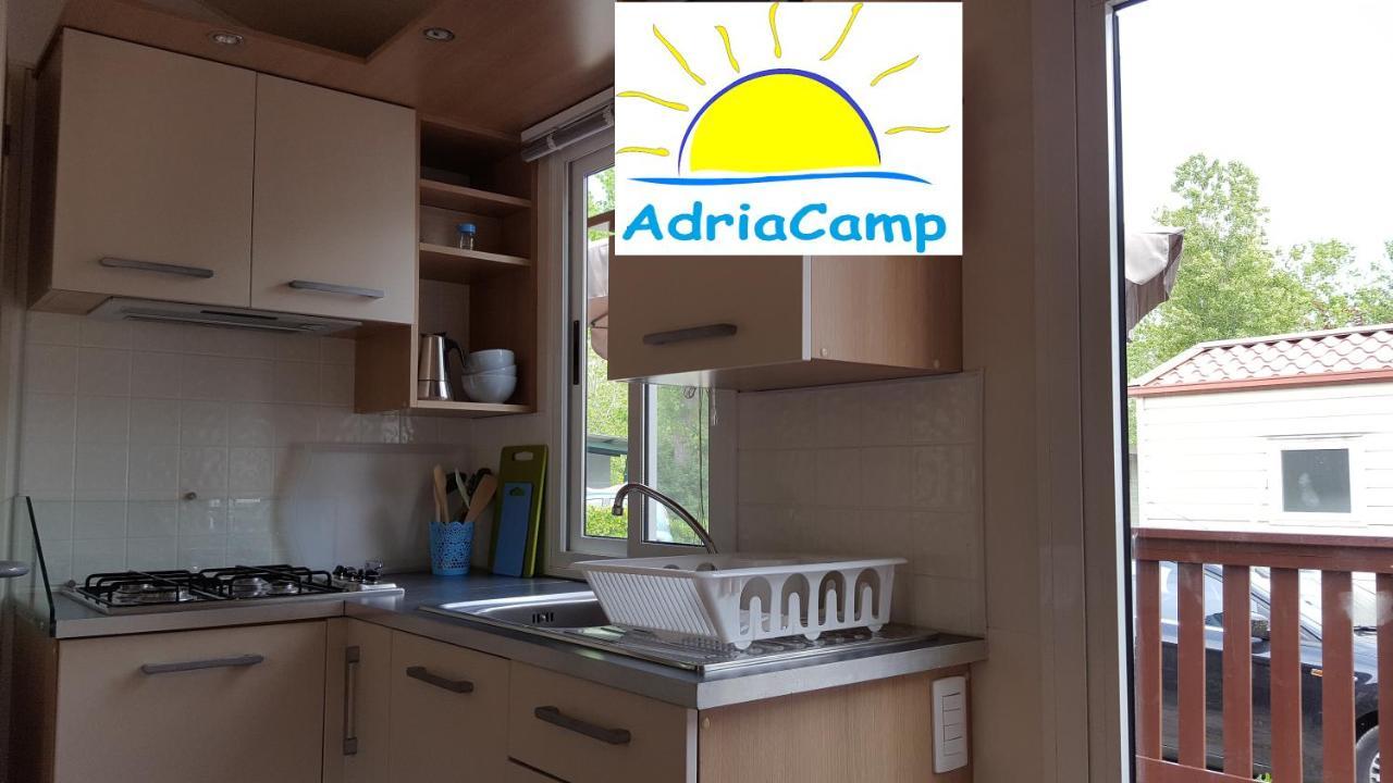 Adriacamp Mobile Homes Rosepineta Rosapineta Bagian luar foto